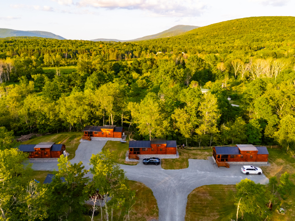 upstate-ny-tiny-cabin-rentals-close-to-skiing-windham-ny-escape