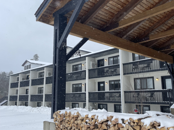 bluebird-hunter-lodge-close-to-skiing-Catskills