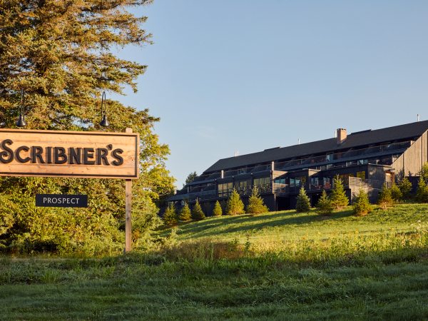 credit-Read-McKendree-Scribner's-catskill-lodge-family-friendly-great-northern-catskills-lodging-with-pool