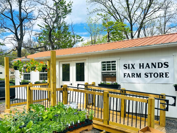 Six-Hands-Farm-Store-Catskill-NY