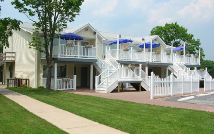 Country Place Resort at Zoom Flume Water Park