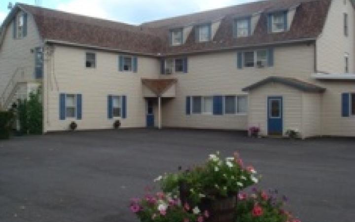 Moore's Motel