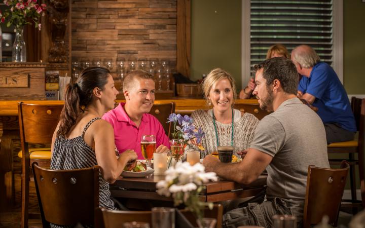 group dining in greene county