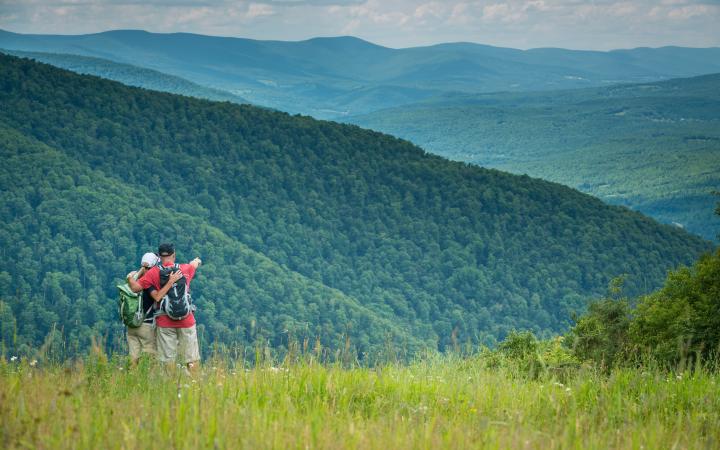 hiking hunter mountain