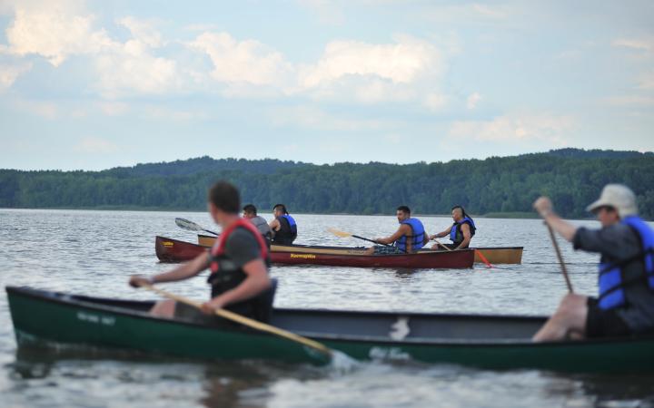 Hudson River kayaking event