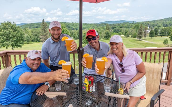 outdoor dining at Mulligan's Pub