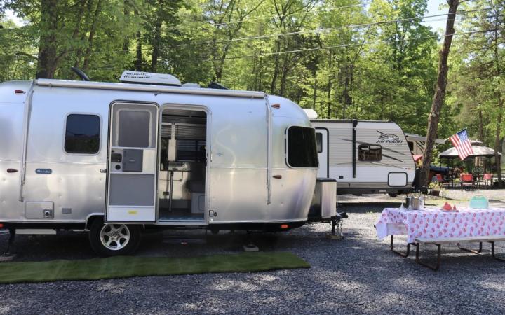 airstream and picnic table at an RV park in the Catskills