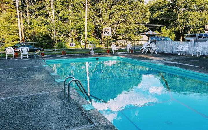 pool