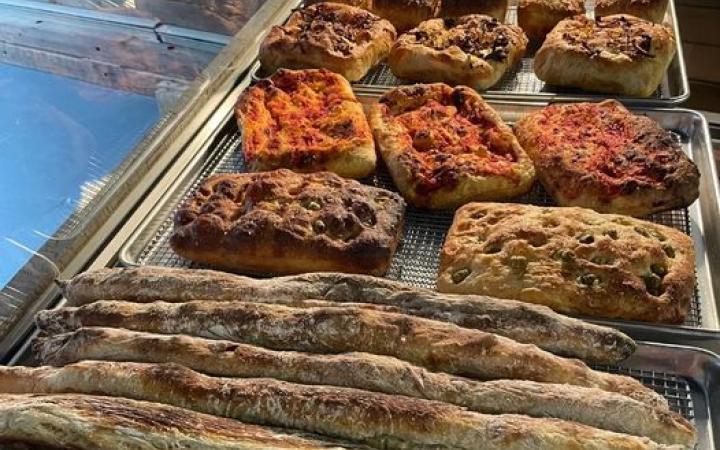 Many pieces of bread