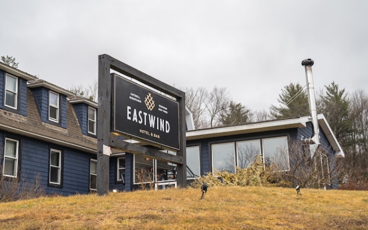 Bunkhouse Lounge exterior