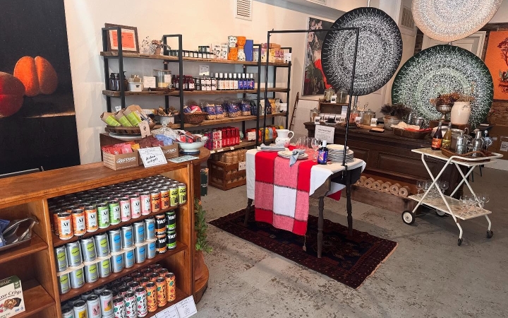 Bottega Bernard & The Sicilian Merchant