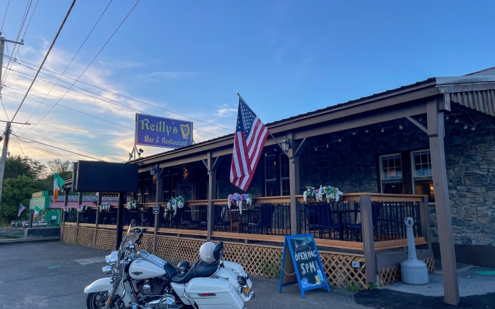 Reilly's-Irish-pub-restaurant-and-bar-east-durham