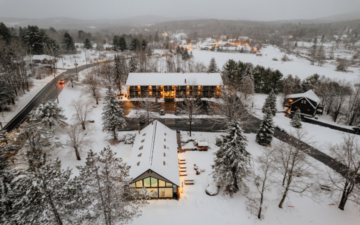 Hotel-Vienna-catskills-winter-escape-close-to-skiing