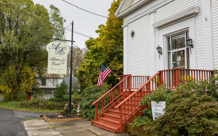 adam-&-eves-beaute-centre-leeds-ny