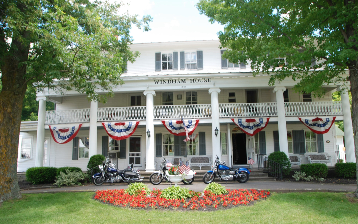 Christman's Windham House Country Inn and Golf Resort