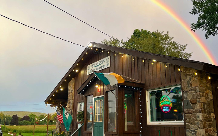 Jimmy-oconnors-windham-mountain-inn-great-northern-catskills-lodging