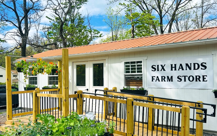 Six-Hands-Farm-Store-Catskill-NY