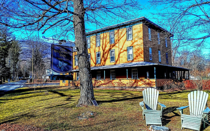 The-Woodbine-inn-great-northern-catskills-lodging